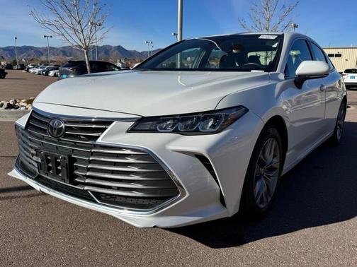 2021 Toyota Avalon XLE