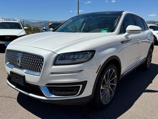 White Platinum Clearcoat Metallic 2019 Lincoln Nautilus Reserve