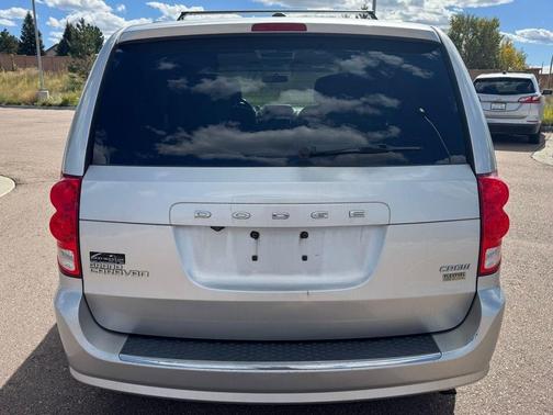 2011 Dodge Grand Caravan Crew