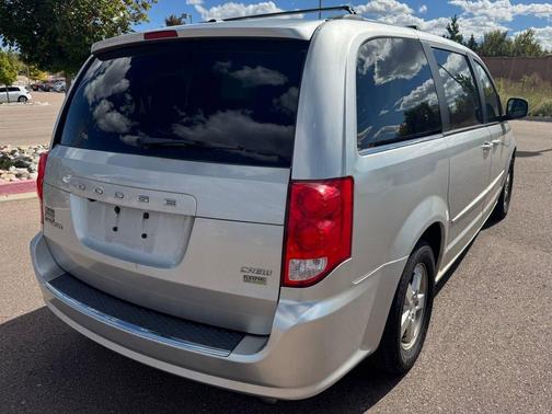2011 Dodge Grand Caravan Crew