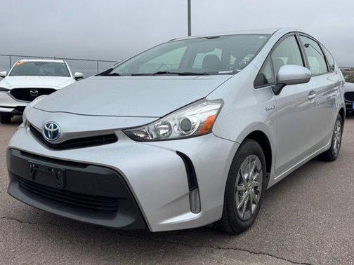 Classic Silver Metallic 2017 Toyota Prius v Three