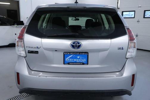 Classic Silver Metallic 2017 Toyota Prius v Three