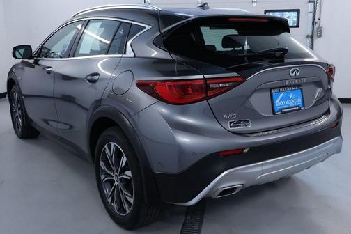 2019 INFINITI QX30 ESSENTIAL