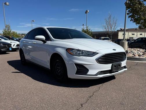 Oxford White 2020 Ford Fusion S