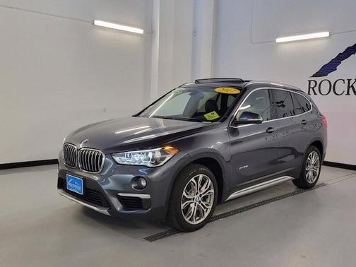 Photo 4 of 30 of 2017 BMW X1 xDrive 28i