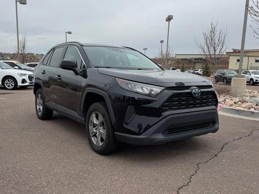 2022 Toyota RAV4 Hybrid LE