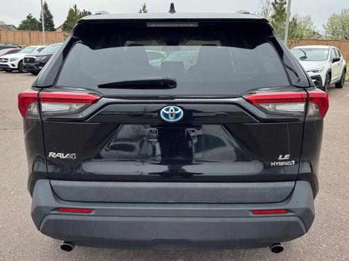 2022 Toyota RAV4 Hybrid LE