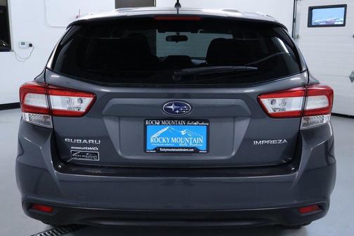 2019 Subaru Impreza 2.0i