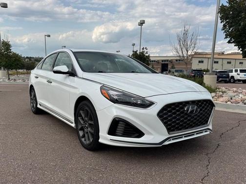 2018 Hyundai SONATA Limited 2.0T