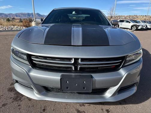 2016 Dodge Charger SE