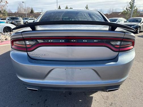 2016 Dodge Charger SE