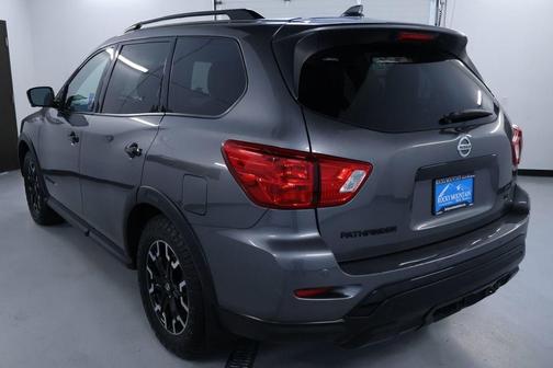 2019 Nissan Pathfinder SL