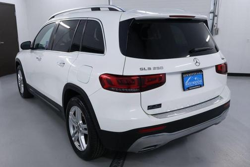 Polar White 2022 Mercedes-Benz GLB 250 Base 4MATIC