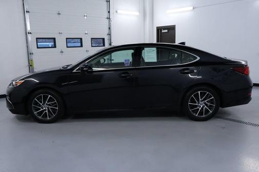 2017 Lexus ES 350 Base