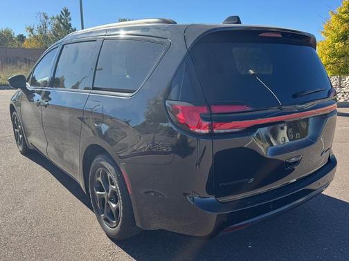 2021 Chrysler Pacifica Hybrid Touring L