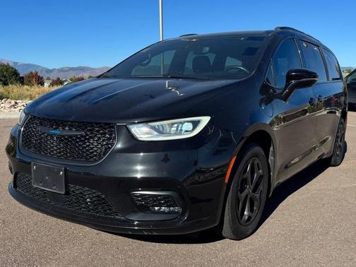 2021 Chrysler Pacifica Hybrid Touring L