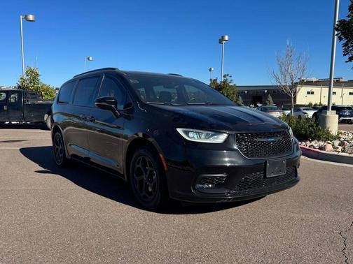 2021 Chrysler Pacifica Hybrid Touring L