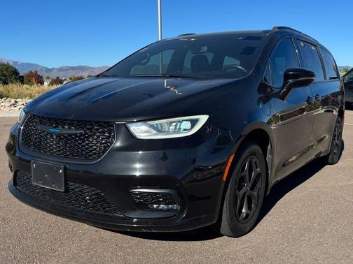 2021 Chrysler Pacifica Hybrid Touring L