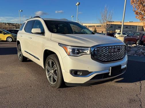 2019 GMC Acadia Denali
