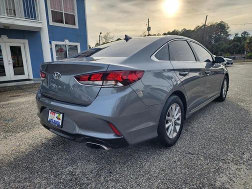 2018 Hyundai SONATA SE