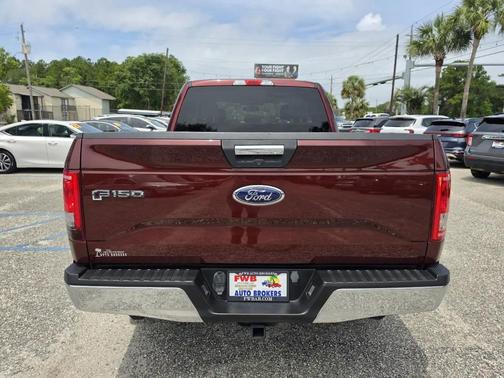 Red 2016 Ford F-150 XLT