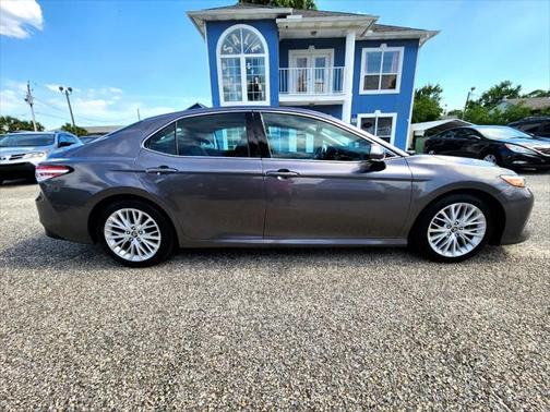 2018 Toyota Camry XLE