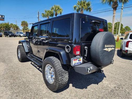 2013 Jeep Wrangler Unlimited Sahara