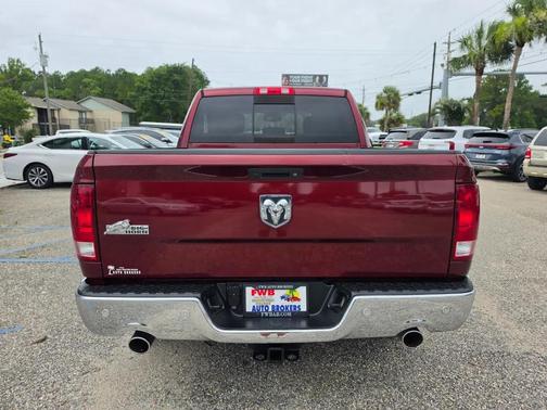 Delmonico Red Pearlcoat 2017 RAM 1500 Big Horn