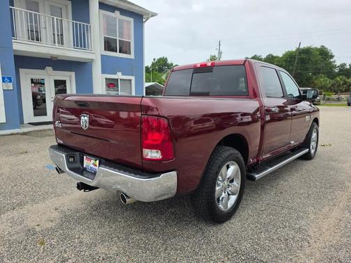 Delmonico Red Pearlcoat 2017 RAM 1500 Big Horn