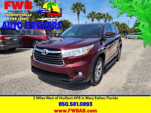 Burgundy 2015 Toyota Highlander XLE