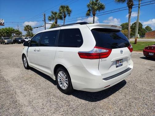 2015 Toyota Sienna XLE Premium