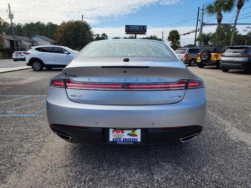 2015 Lincoln MKZ Base