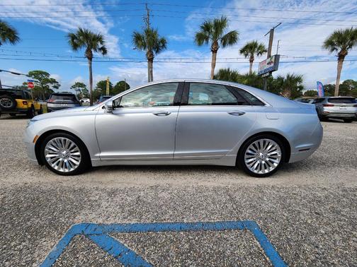 2015 Lincoln MKZ Base