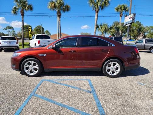 2016 Ford Taurus SEL