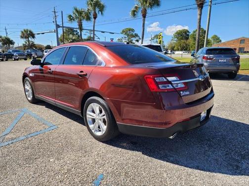 2016 Ford Taurus SEL