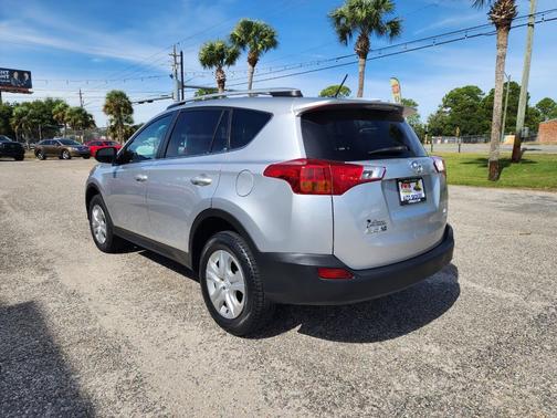 2014 Toyota RAV4 LE