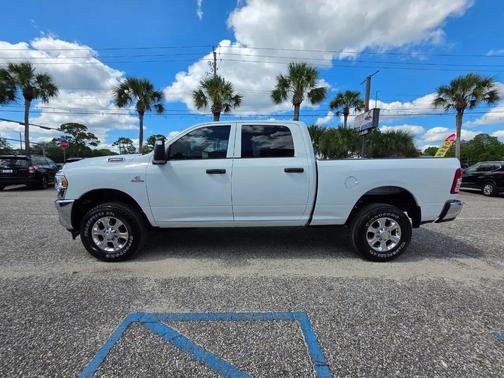Bright White Clearcoat 2024 RAM 2500 Tradesman Crew Cab 4x4 6'4' Box