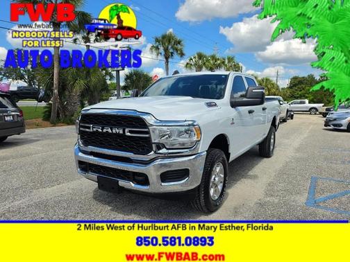Bright White Clearcoat 2024 RAM 2500 Tradesman Crew Cab 4x4 6'4' Box