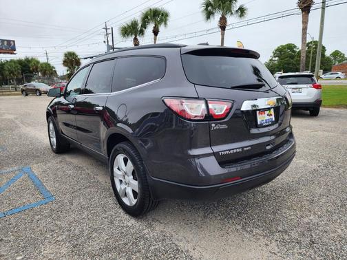 2017 Chevrolet Traverse 1LT
