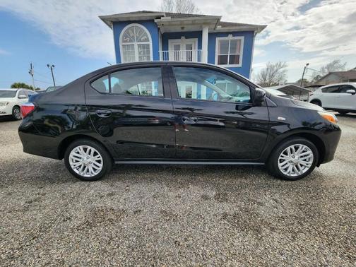 2022 Mitsubishi Mirage G4 SE