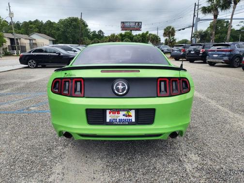 Gotta Have It Green Metallic Tri-Coat 2014 Ford Mustang V6