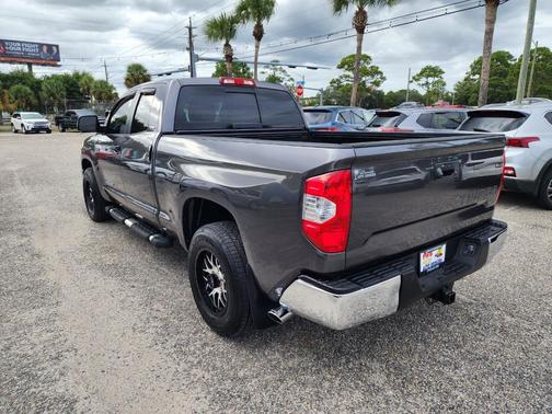 2017 Toyota Tundra SR5