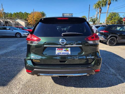 2020 Nissan Rogue SV