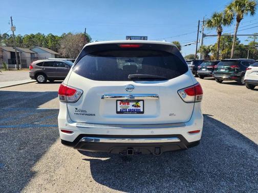2014 Nissan Pathfinder SL