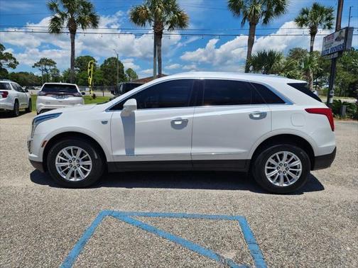 2017 Cadillac XT5 Base