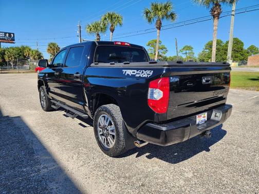 2018 Toyota Tundra SR5