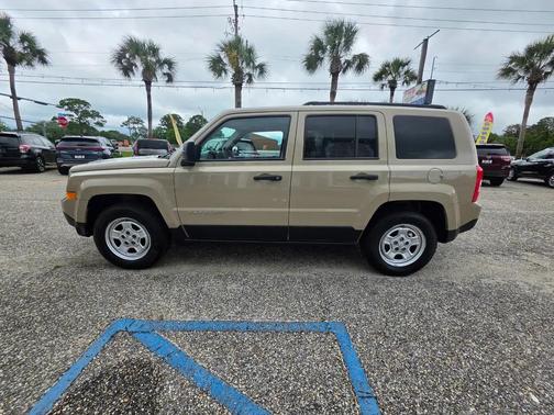 Mojave Sand Clearcoat 2016 Jeep Patriot Sport