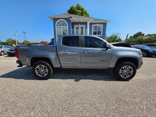 Satin Steel Metallic 2021 Chevrolet Colorado WT