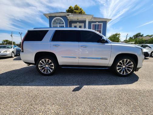 2016 Cadillac Escalade Luxury