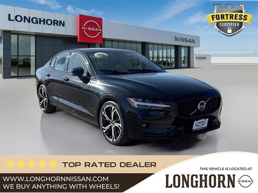 2024 Volvo S60 B5 Plus Dark Theme